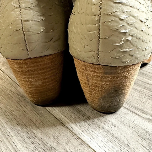 Matisse Caty Ankle Boot - Ivory Snake - Picture 10 of 13